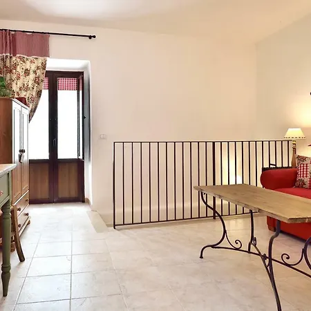 Balcone Sul Vicolo Holiday home *